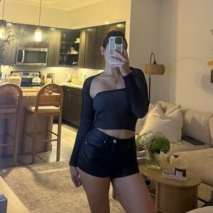 Pull & Bear Black Ribbed Long Sleeve Crop Top and Bolero Set